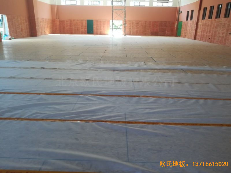 ��h�A���Ϻ���С�w��ľ�ذ尲�b����